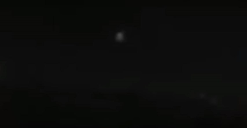 Iznad Dalmacije snimljeno čudno svjetlo, kao da je NLO. Evo o čemu se radi